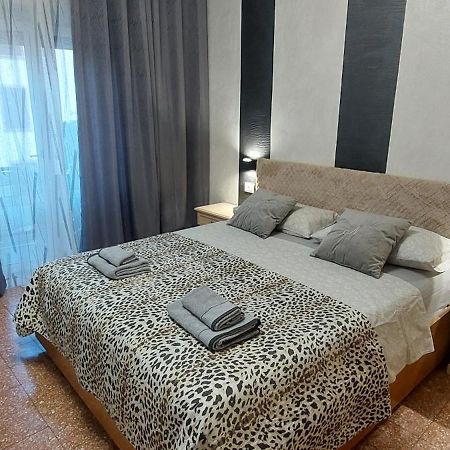 Natali Appartamens Malcesine Luaran gambar