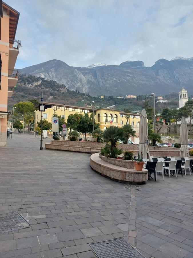 Natali Appartamens Malcesine Luaran gambar