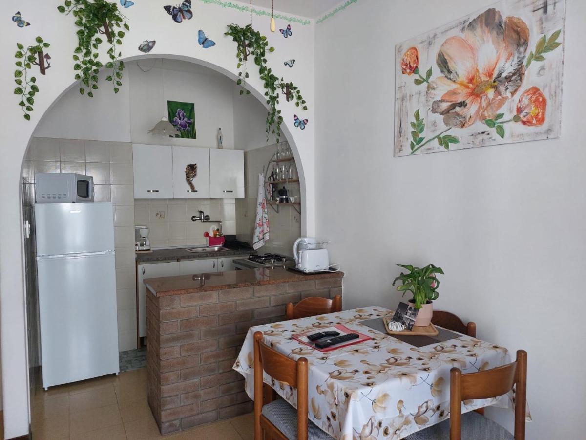 Natali Appartamens Malcesine Luaran gambar