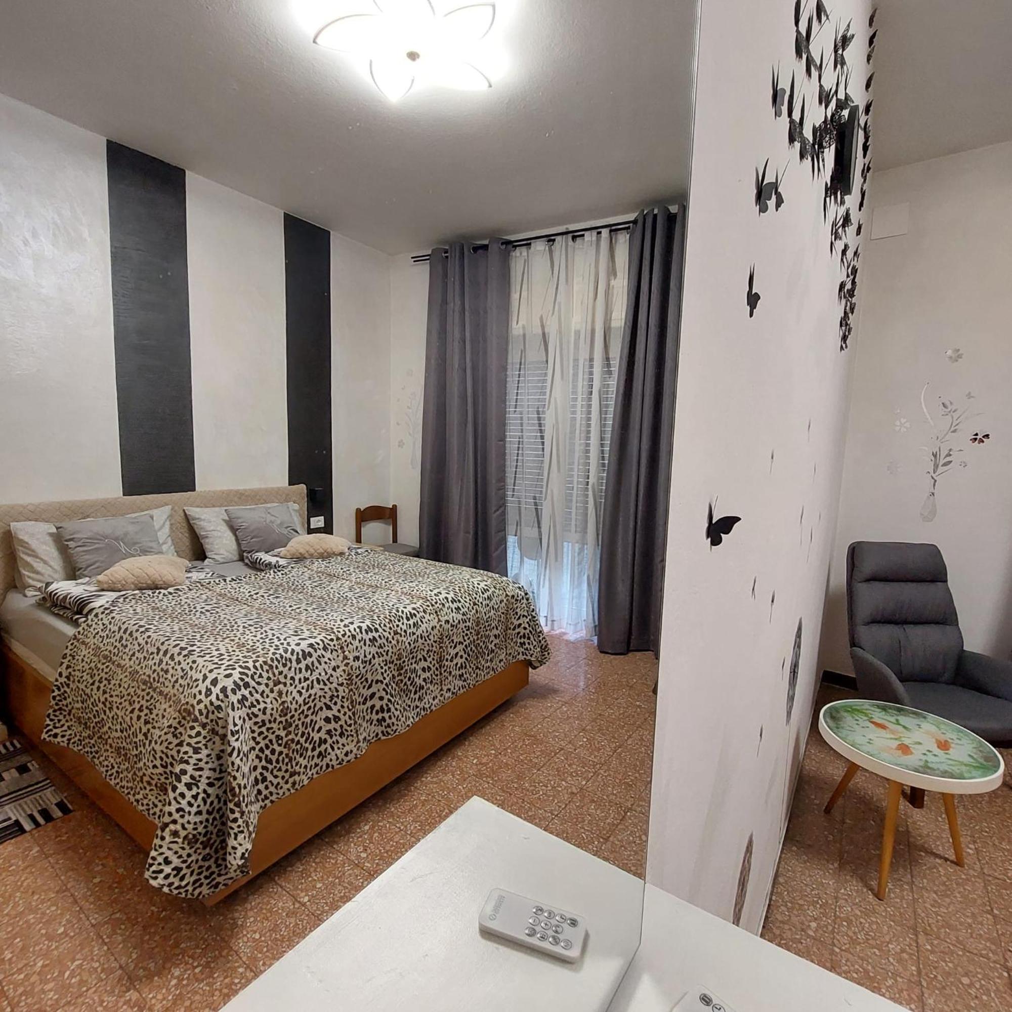 Natali Appartamens Malcesine Luaran gambar
