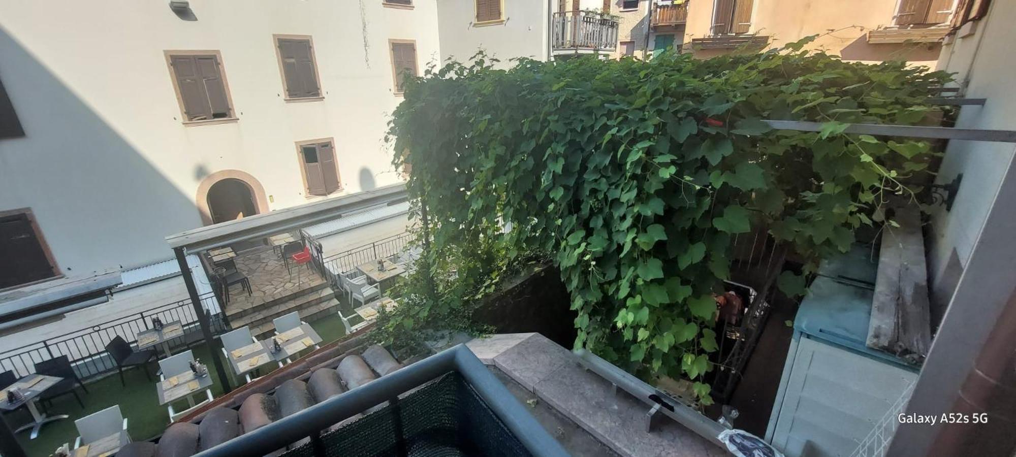 Natali Appartamens Malcesine Luaran gambar